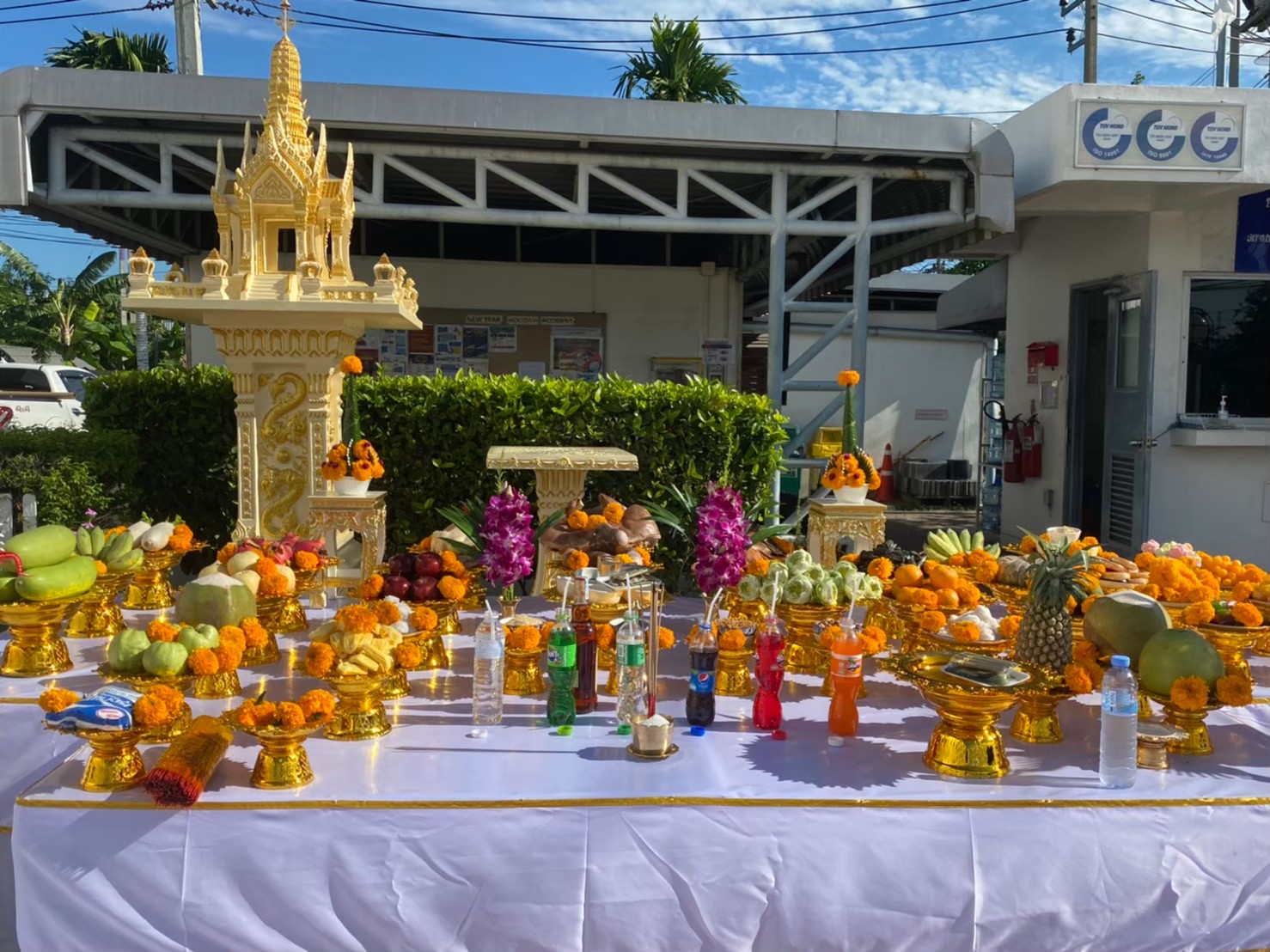 LINE_ALBUM_พิธีไหว้ศาล 20665_230116_27.jpg